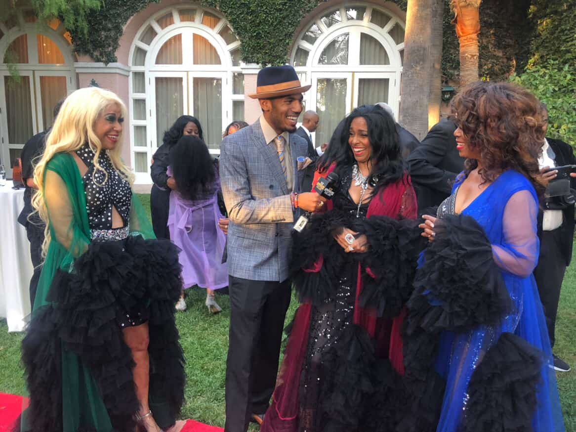 LJ hosting red carpet